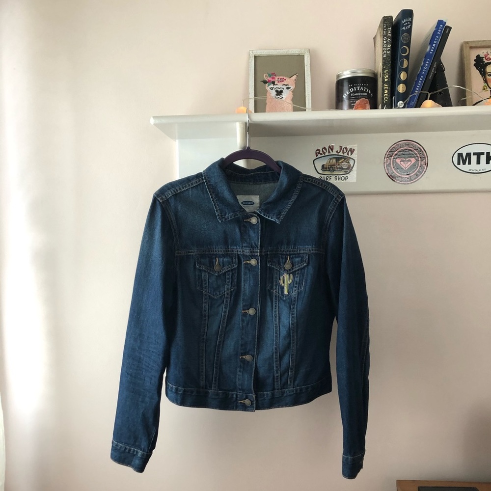 Denim jacket with patchwork!